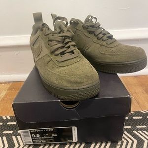 Nike Air Force 1 (Olive suede)